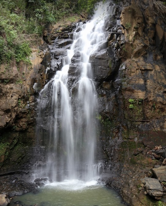 Air Terjun Beringin wisata lampung utara 2025