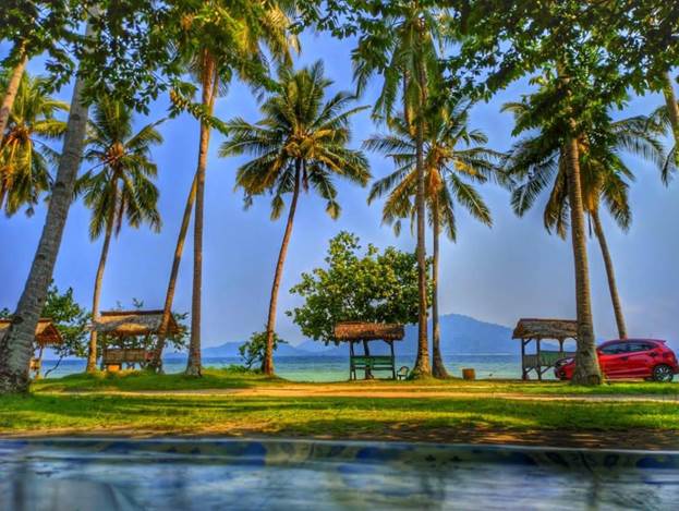 Foto Pantai Ketapang Bahari di Lampung