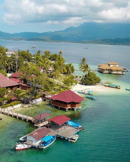 Foto Pantai Tanjung Putus di Lampung