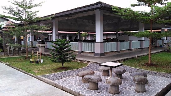 restoran bandar lampung jumbo seafood