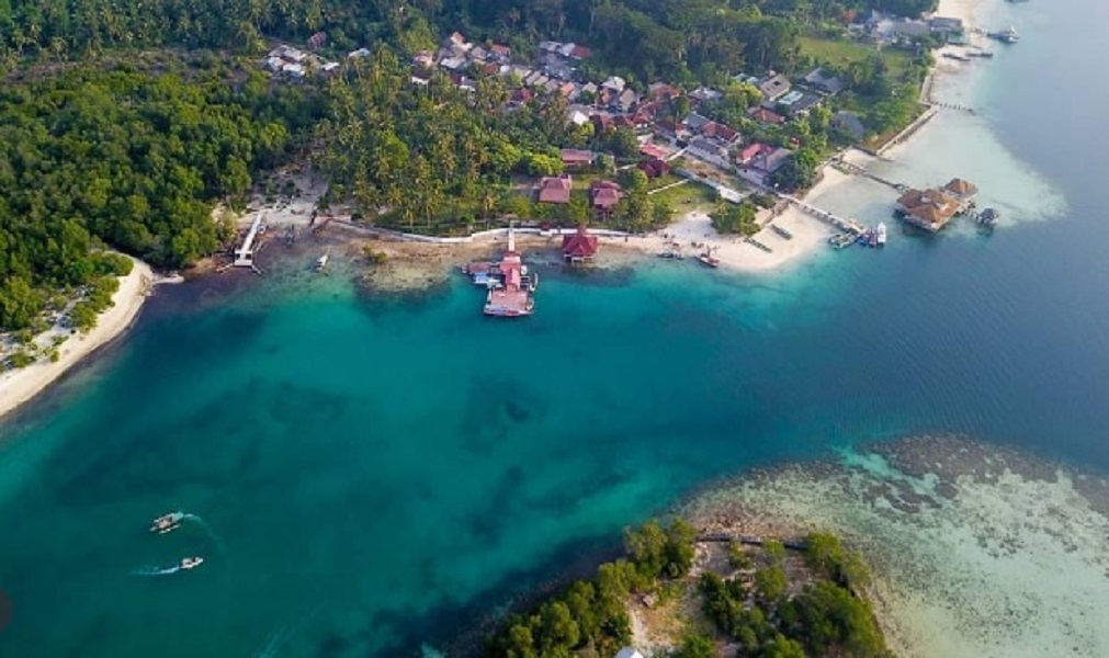 Pulau Tanjung Putus tempat wisata terdekat dari tanjung karang lampung